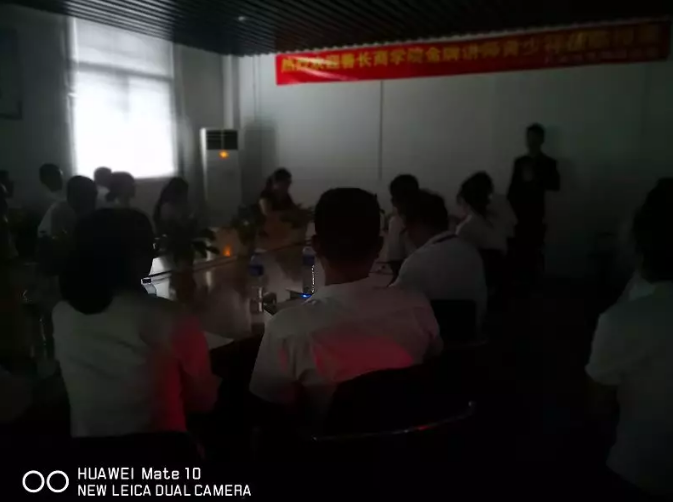 ��������������(sh��)�ڱ��������A�ڈ�(zh��)�С���Ӗ(x��n)���(d��ng)����